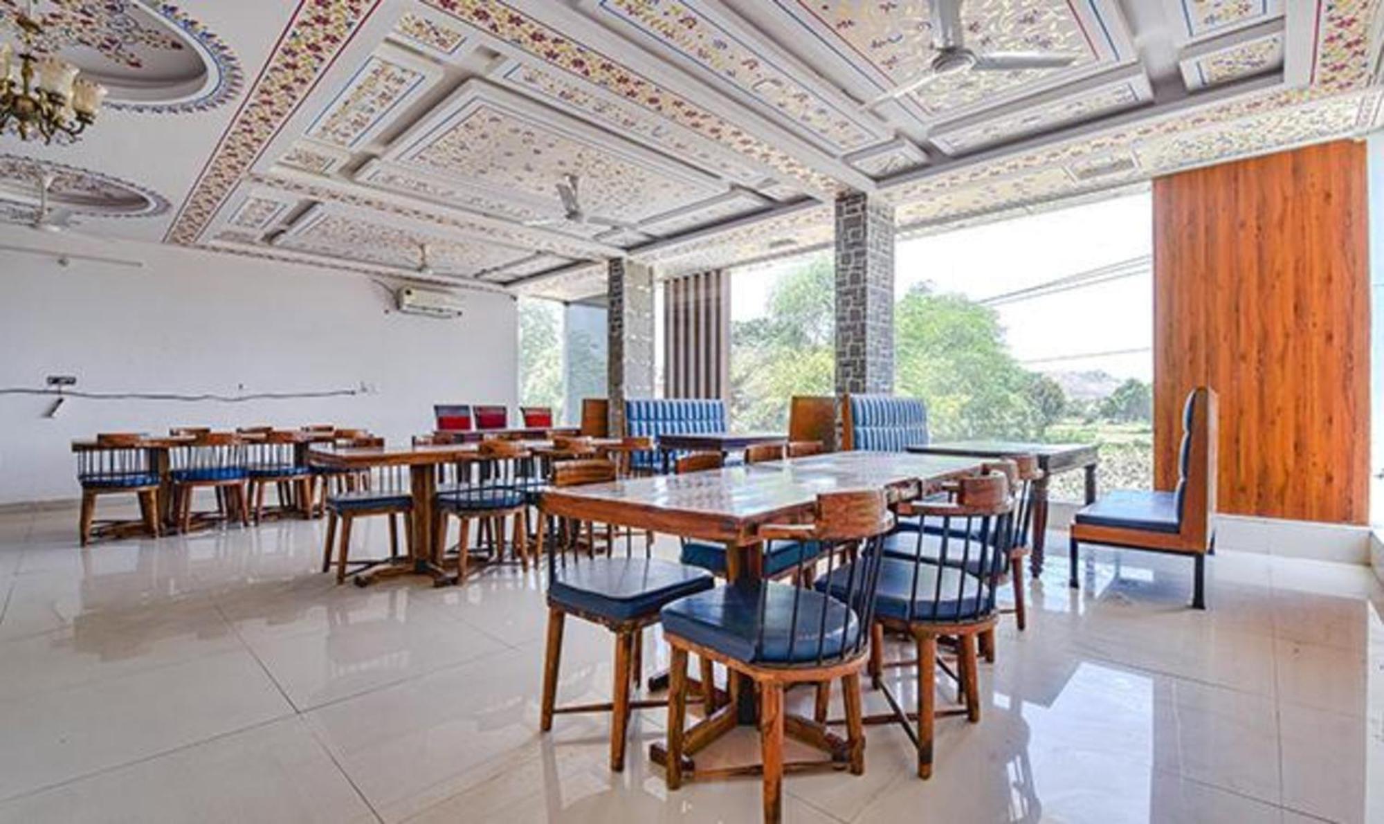 Fabhotel Ranbanka Udaipur Extérieur photo