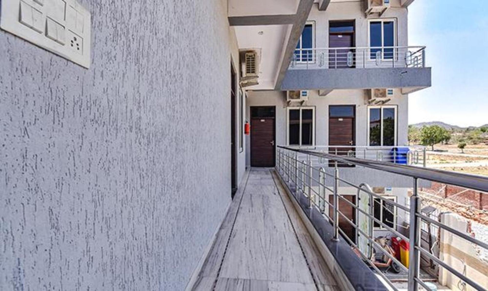 Fabhotel Ranbanka Udaipur Extérieur photo